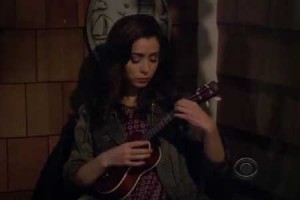 How I Met Your Mother : La femme de Ted chante « La Vie en rose »