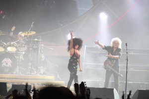Lady Gaga rejoint Queen lors d’un concert à Sydney